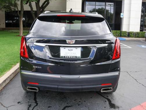 2022 Cadillac XT5 Luxury
