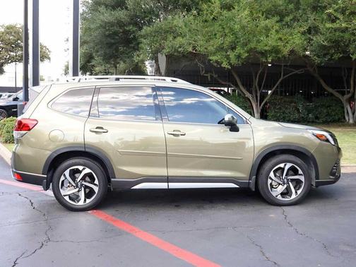 2022 Subaru Forester Touring