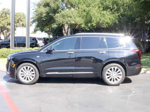 2023 Cadillac XT6 Premium Luxury FWD