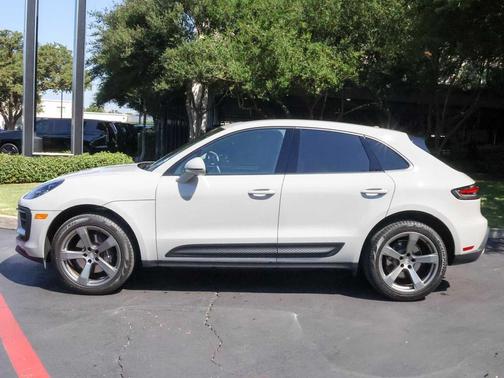 2024 Porsche Macan AWD