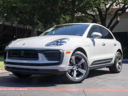 2024 Porsche Macan AWD