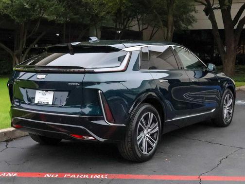 2025 Cadillac LYRIQ Luxury