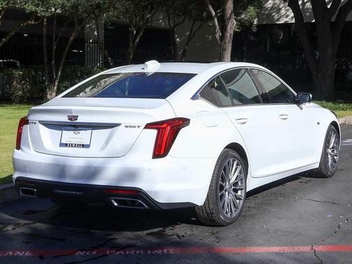 2025 Cadillac CT5 Premium Luxury