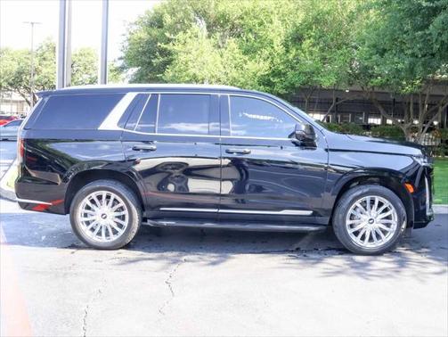 2022 Cadillac Escalade Premium Luxury