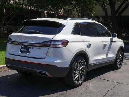 2020 Lincoln Nautilus Reserve