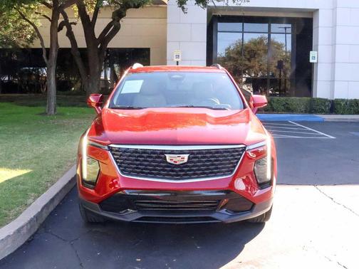 2024 Cadillac XT4 Premium Luxury