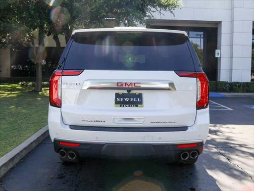2022 GMC Yukon XL Denali