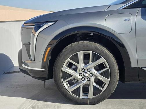 2026 Cadillac OPTIQ Luxury