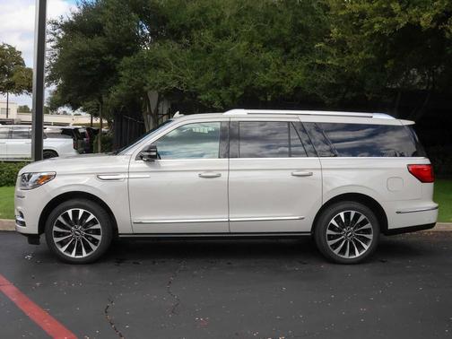 2021 Lincoln Navigator L Reserve