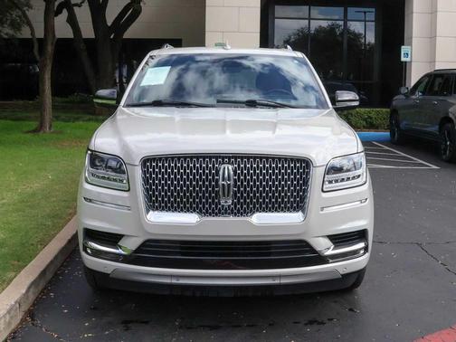 2021 Lincoln Navigator L Reserve
