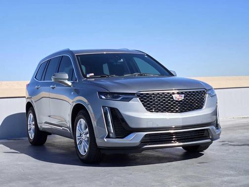 2025 Cadillac XT6 Luxury FWD