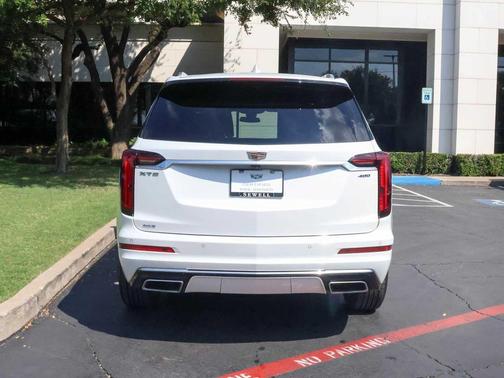2023 Cadillac XT6 Premium Luxury AWD
