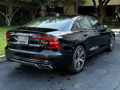 Black Stone 2021 Volvo S60 T6 R-Design