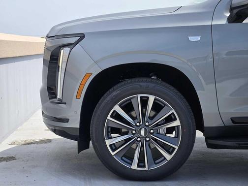 2025 Cadillac Escalade Sport