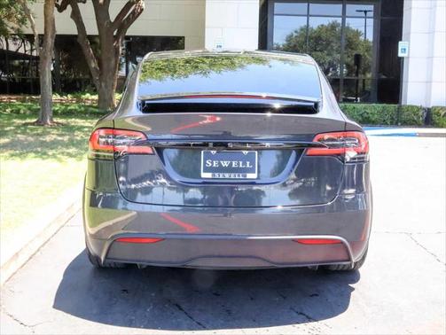 2024 Tesla Model X Long Range