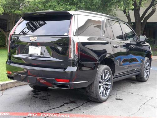 2022 Cadillac Escalade Sport