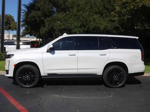 2024 Cadillac Escalade Sport