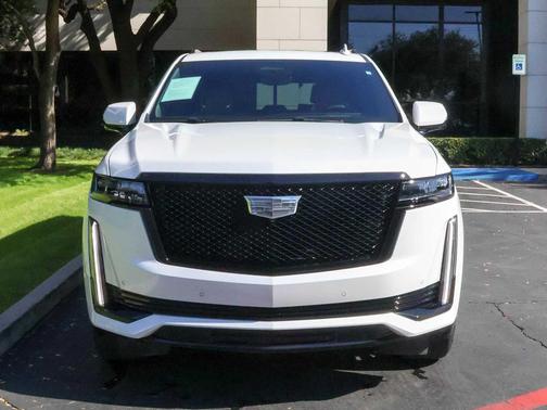 2024 Cadillac Escalade Sport