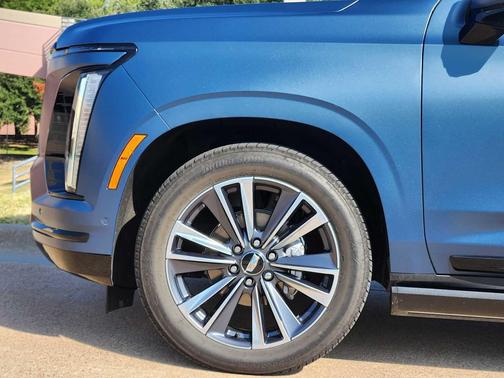 2025 Cadillac Escalade Sport