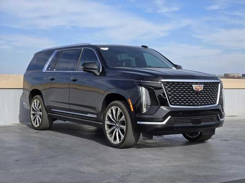 2026 Cadillac Escalade ESV Luxury