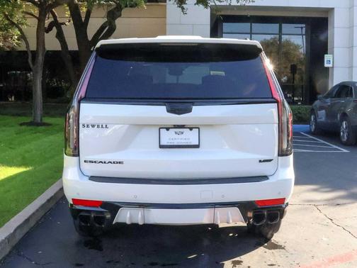 2024 Cadillac Escalade V-Series