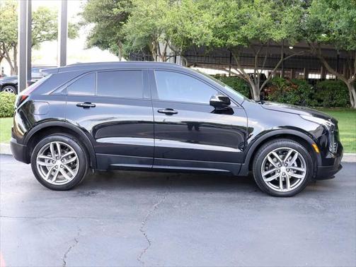 2023 Cadillac XT4 Sport