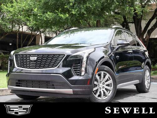 2022 Cadillac XT4 Premium Luxury