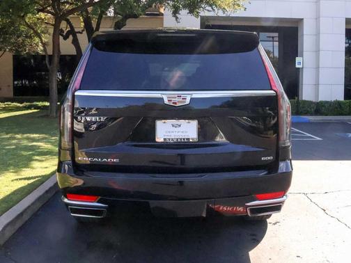 2023 Cadillac Escalade Luxury