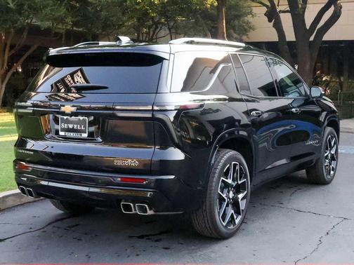 2025 Chevrolet Traverse High Country