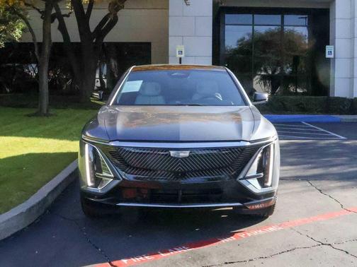 2023 Cadillac LYRIQ Luxury