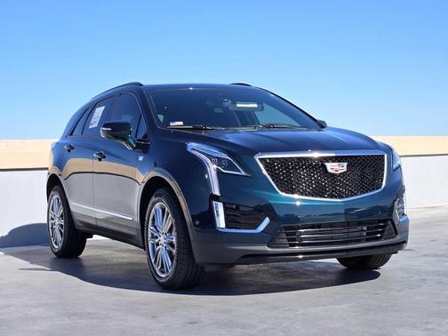 2025 Cadillac XT5 Sport