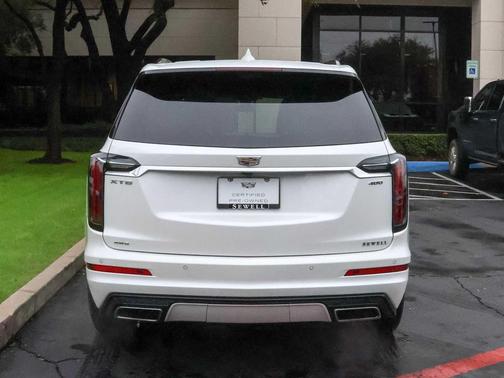 2023 Cadillac XT6 Sport AWD
