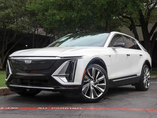 2024 Cadillac LYRIQ Luxury w/1SE
