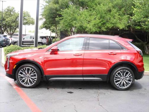2024 Cadillac XT4 Sport