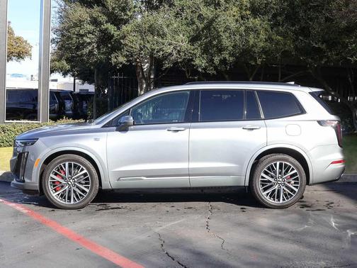 2025 Cadillac XT6 Sport AWD