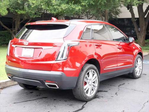 2023 Cadillac XT5 Sport