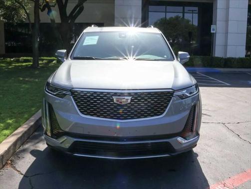2025 Cadillac XT6 Premium Luxury FWD
