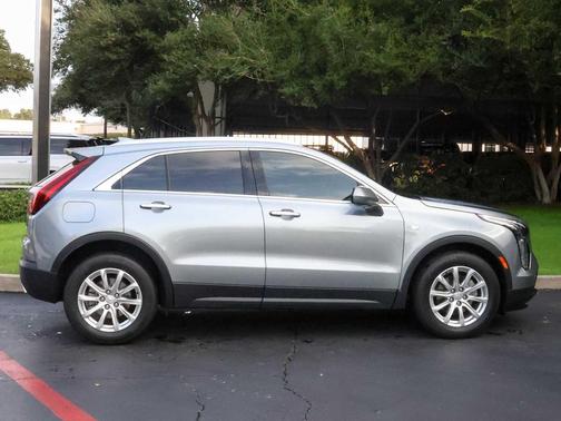 2023 Cadillac XT4 Luxury