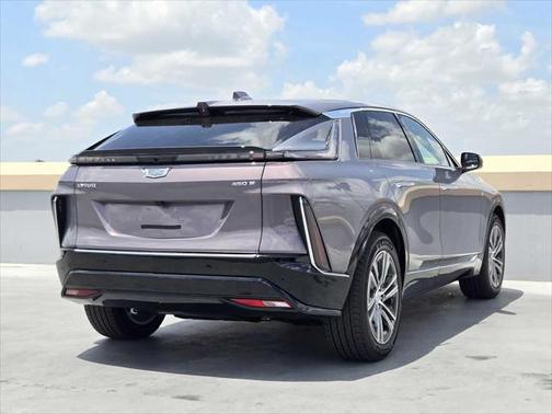 2025 Cadillac LYRIQ Luxury w/1SD