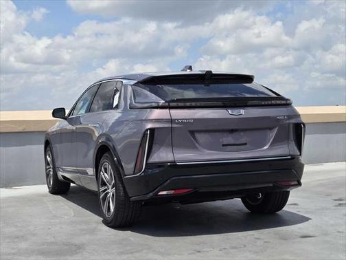 2025 Cadillac LYRIQ Luxury w/1SD