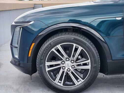 2025 Cadillac LYRIQ Luxury w/1SC