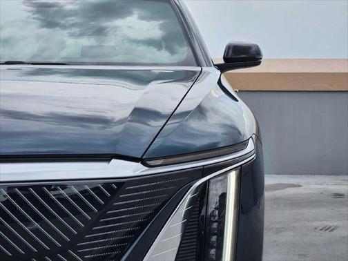 2025 Cadillac LYRIQ Luxury w/1SC