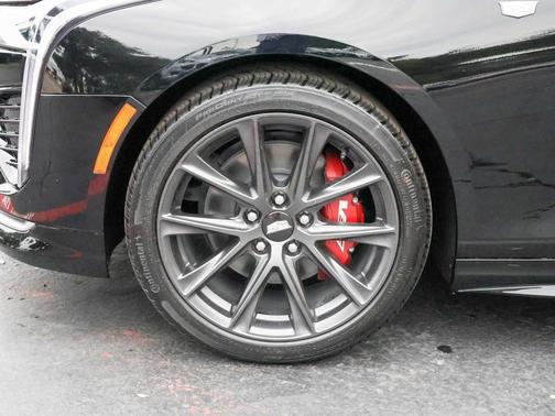 2025 Cadillac CT4 Sport RWD