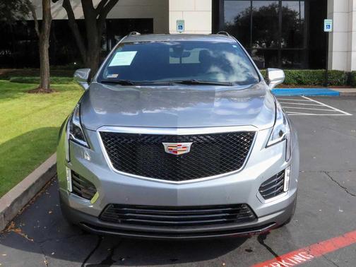 2025 Cadillac XT5 Sport