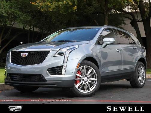 2025 Cadillac XT5 Sport