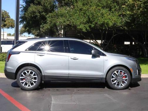 2024 Cadillac XT5 Sport