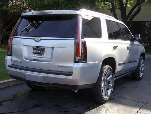 2017 Cadillac Escalade Premium Luxury
