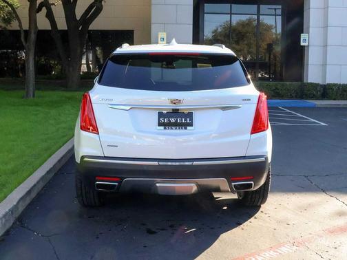 2017 Cadillac XT5 Platinum