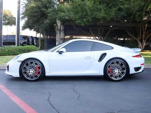 2015 Porsche 911 Turbo
