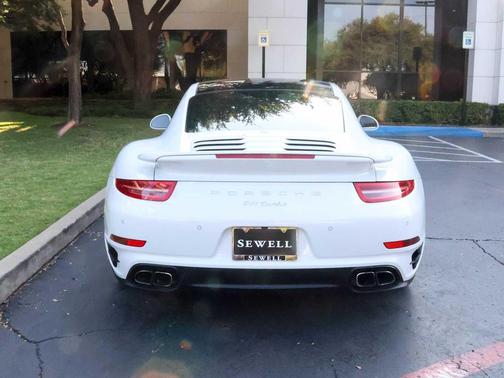 2015 Porsche 911 Turbo